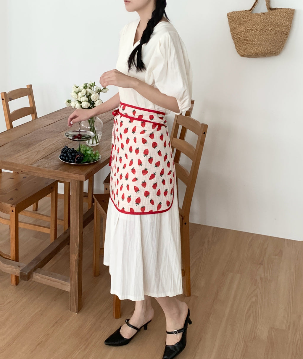 Little Strawberry Apron
