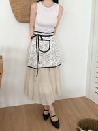 Cloud Bunny Apron:Black