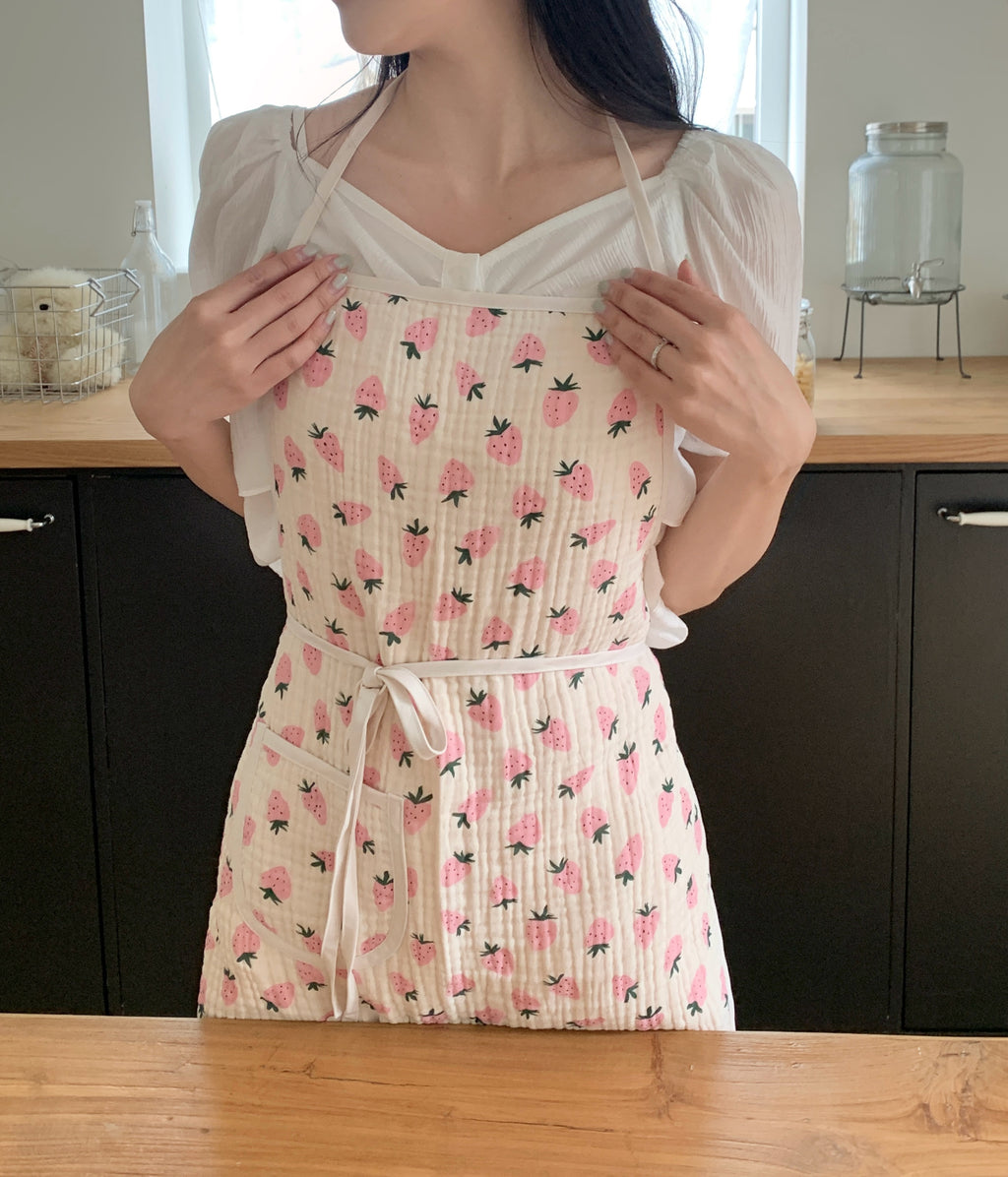 Little Strawberry Bib Apron:Pink